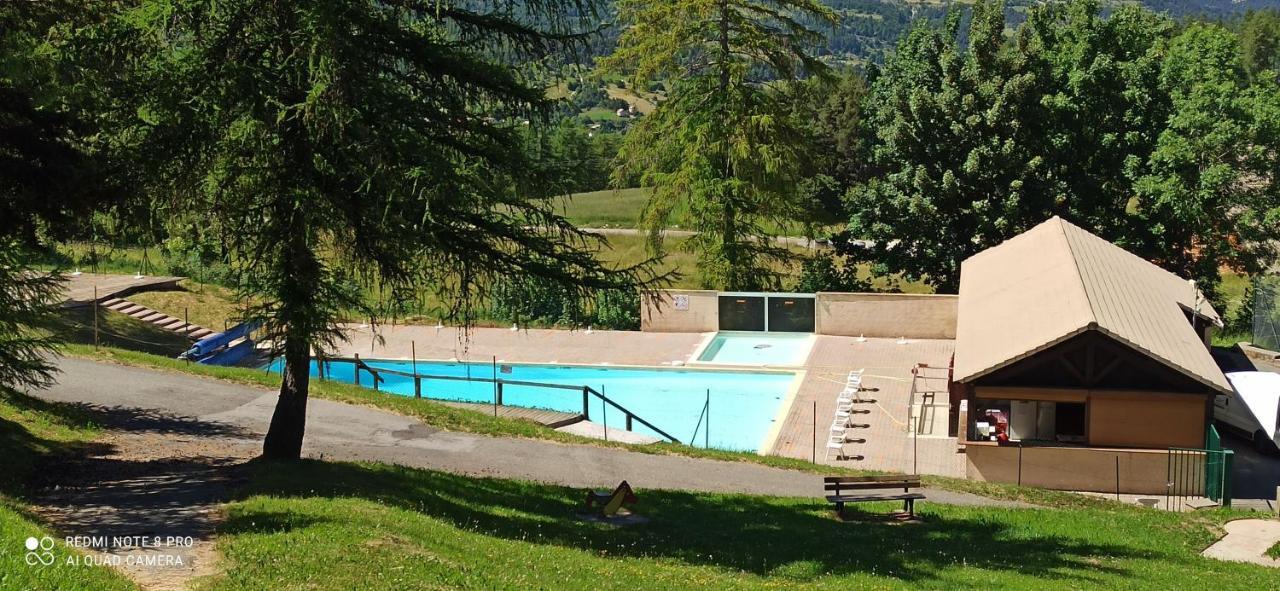Appartement Duplex Au Pied Des Pistes Le Devoluy Luaran gambar